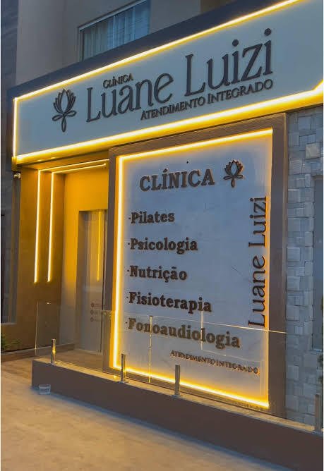 Projeto de Fachada Comercial BRCOM 6